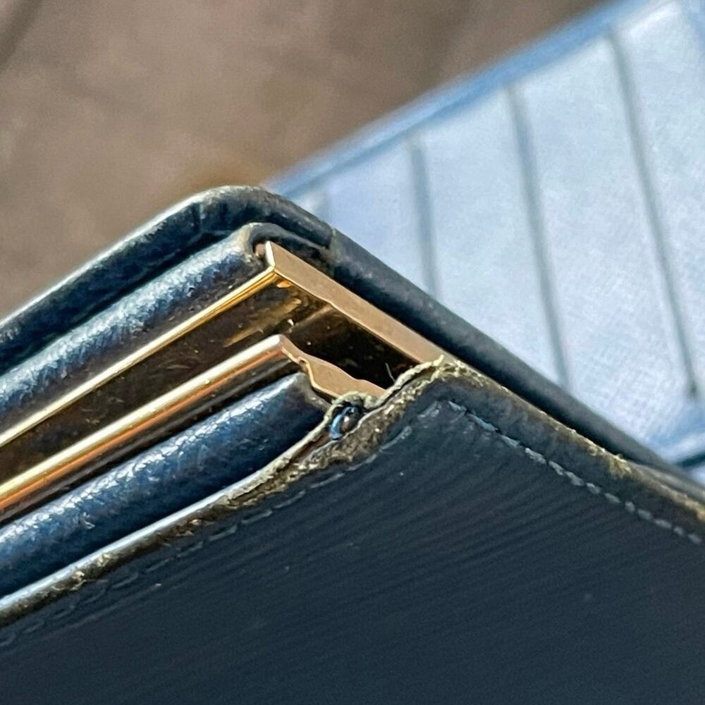 Louis Vuitton Porte Monnaie Viennois Bifold Wallet Epi Leather Preloved - Picture 12 of 16